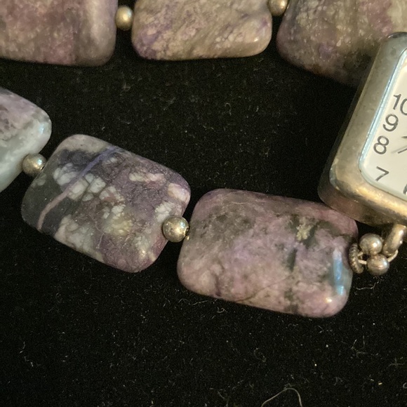 Geneva Amethyst cabochon gemstone magnetic watch - Picture 3 of 10